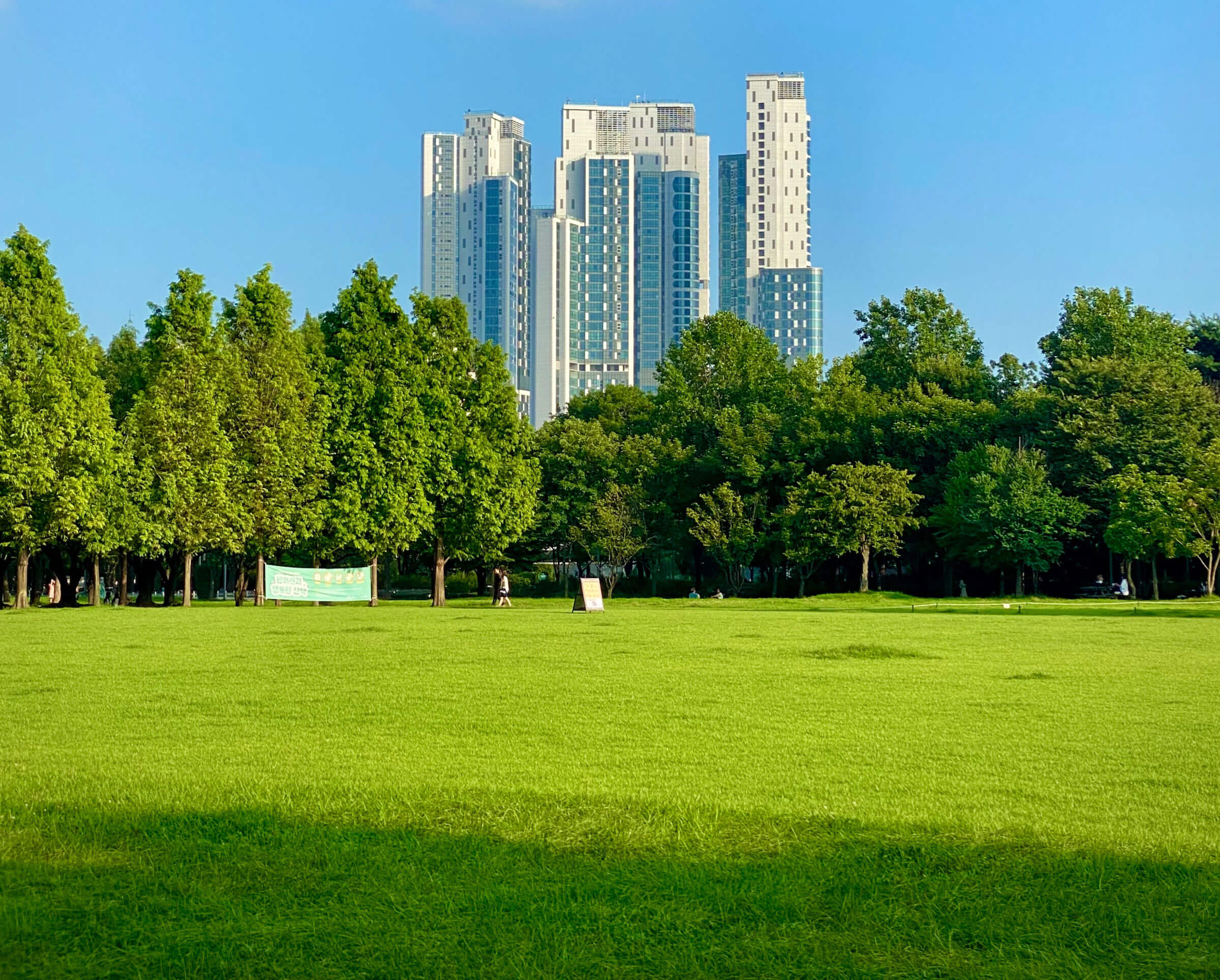 Land to buy in Kolkata